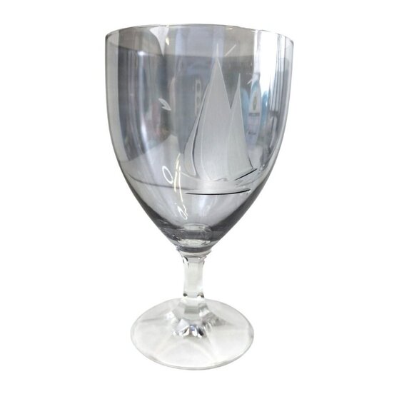 Gray Crystal Etched Sailboat Stemmed Glasses 6" Tall Elegant Nautical Design Go - Picture 2 of 10